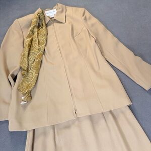 Vintage Jones New York Beige Women's Suit- Full Zip Jacket & Skirt w/ Scarf- NWT